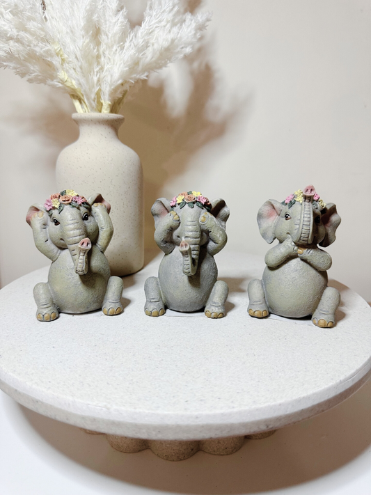 3 Wise Elephants